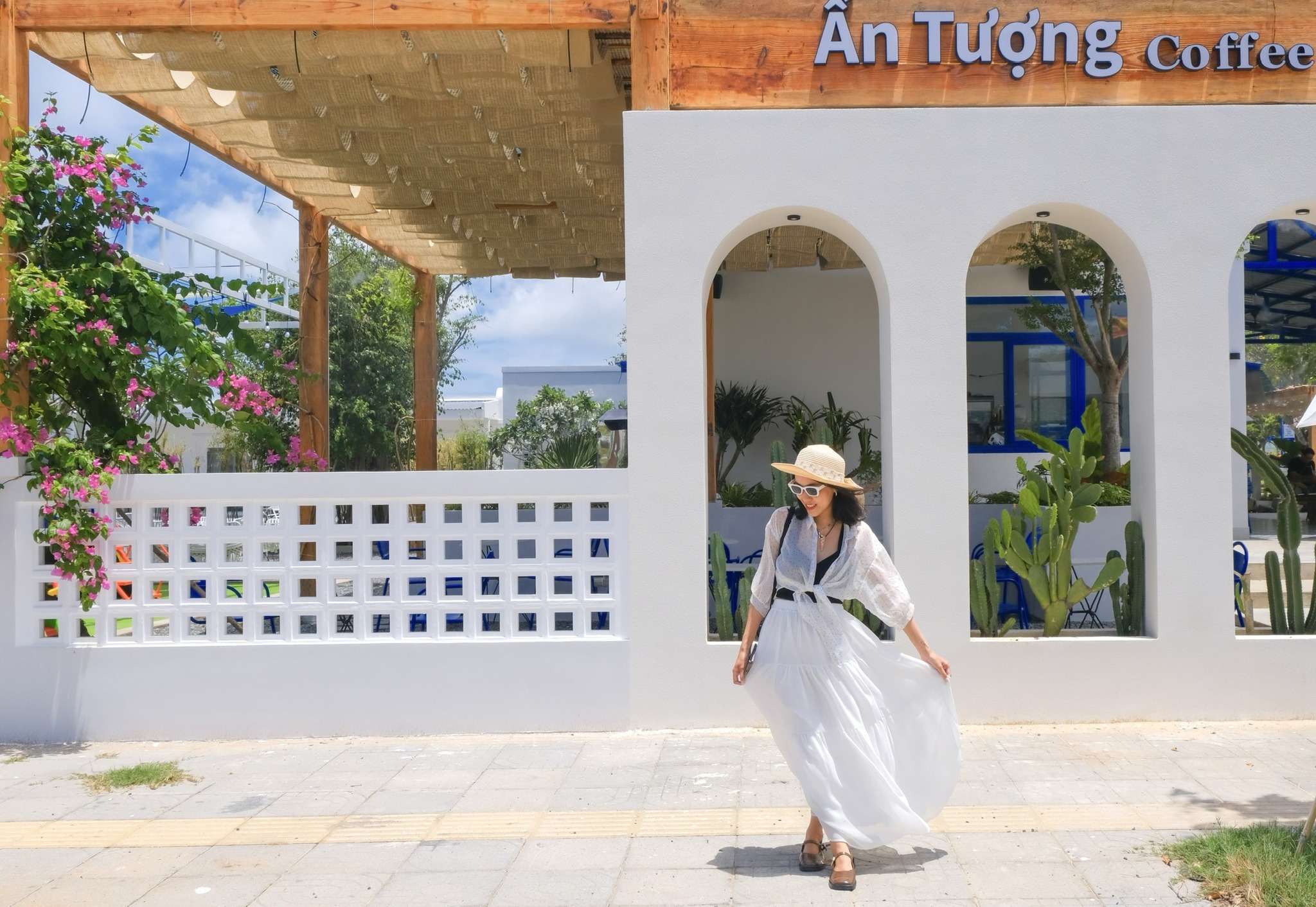 Ấn Tượng Coffee